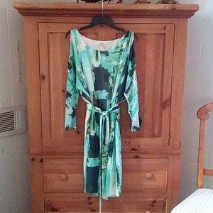 🌷DKNY cold shoulder dress🌷